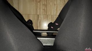 Thief Breaks Into House Squirts Every Corner But Gets Trapped By BBC