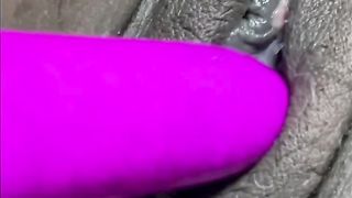 Vibin my pussy