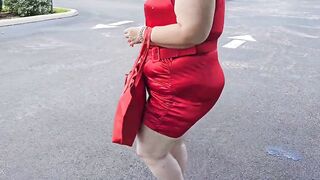 I let a stranger , who said he was from a modeling agency see my pussy and he got very hungry for it