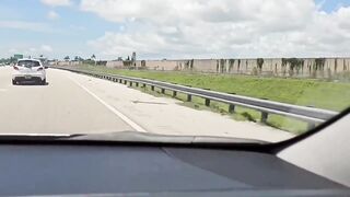 Mobile Mechanic Stop to Give Assistance With Car, but He Ended up Filling My Pussy With His Cum