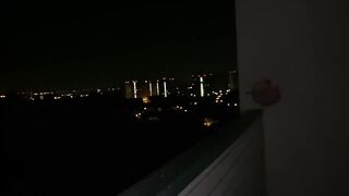 I met a schoolgirl on the street and fucked her in the entrance.