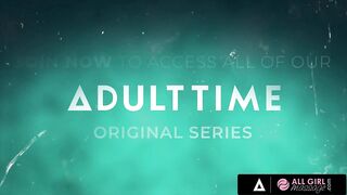 ALL GIRL MASSAGE - Hot Ebony August Skye Fucked Serene Siren's Face With Her Pussy