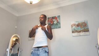 Big Booty Ebony Fucks Maintenance Man * Squirting *