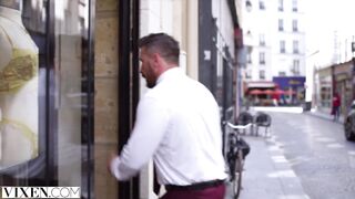 VIXEN Model Zaawaadi leaves a lasting impression on Manuel