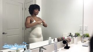 Squirting in my Car while I wait for my Date